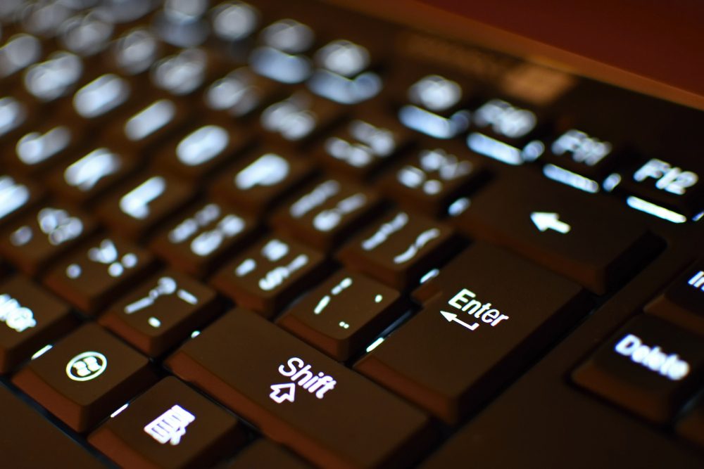 Cara Mengatasi Keyboard Kaptop Terkunci MacOS dan Windows